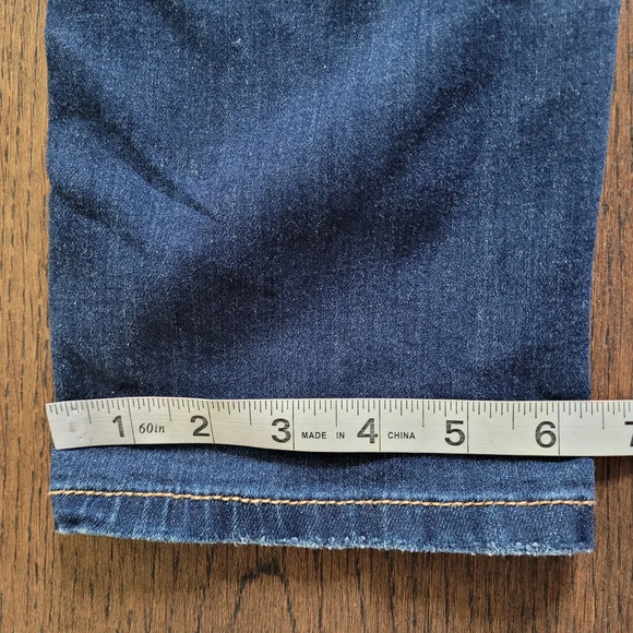 New York & Company Distressed Dark Wash Skinny Jeans Size Women's 12 - Picture 9 of 11